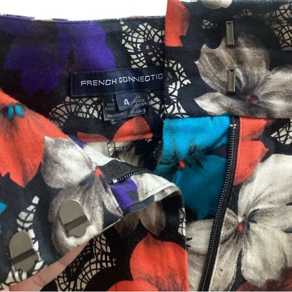 Cute Floral Skirt by French Connection - Picture 2 of 4